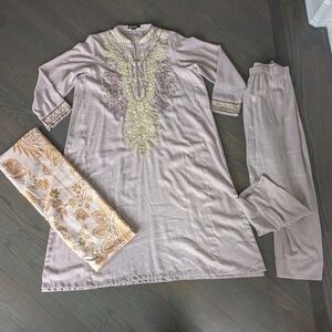 Limelight Embroidered Kameez Trouser with Dupatta, Mauve/Lilac - Size L